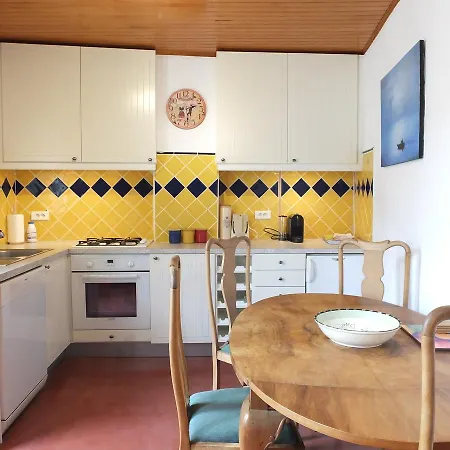 Hidden Gem In Appartement *